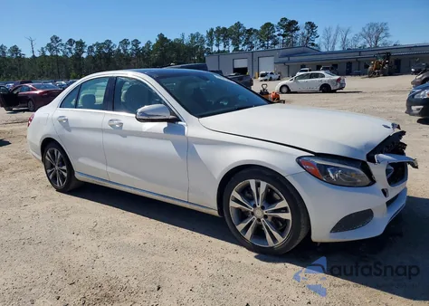 2015 Mercedes-Benz C 300 from USA, damaged, VIN 55SWF4JBXFU053653